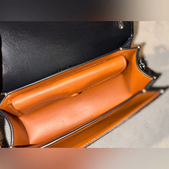 Coach Bandit crossbody black- Like New - Picture 5 of 16